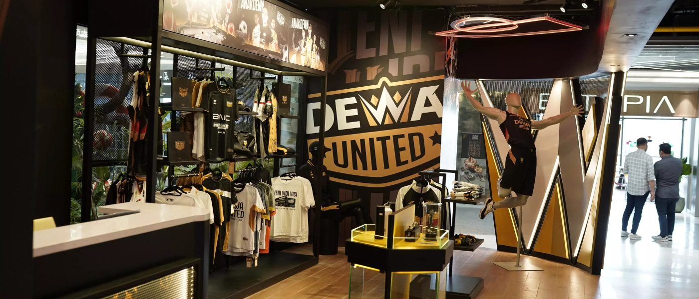 Dewa United Store di Carstensz Mall