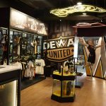 Dewa United Store di Carstensz Mall