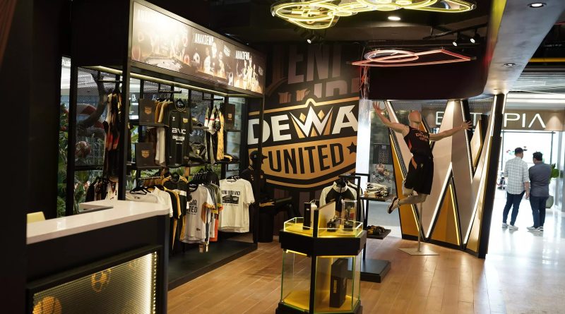 Dewa United Store di Carstensz Mall